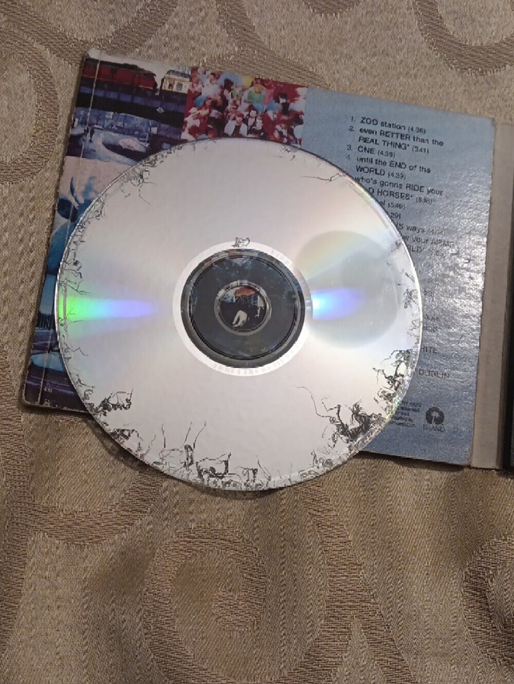 U2 CD - Picture 6 of 6
